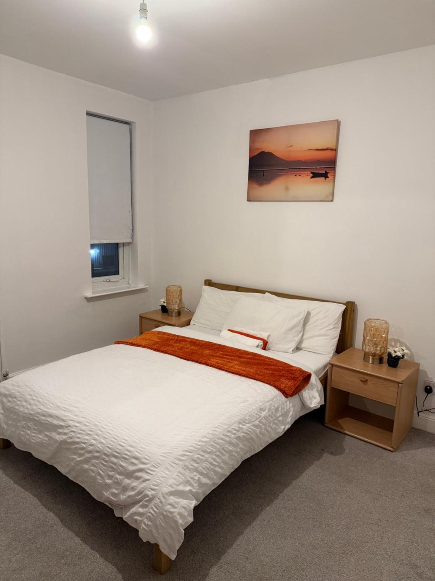 3 Bedroom Terraced Home นอตติงแฮม ภายนอก รูปภาพ